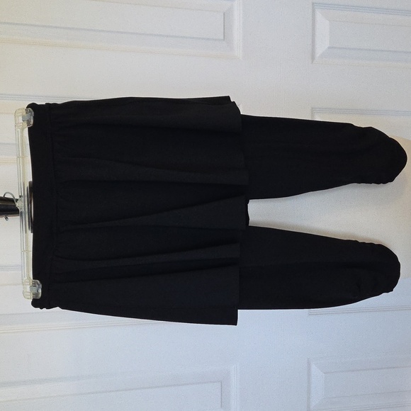 SPANX BOOTY BOOST BLACK ACTIVE SKIRT AROUND THE KNEE LEGGINGS - Picture 3 of 10